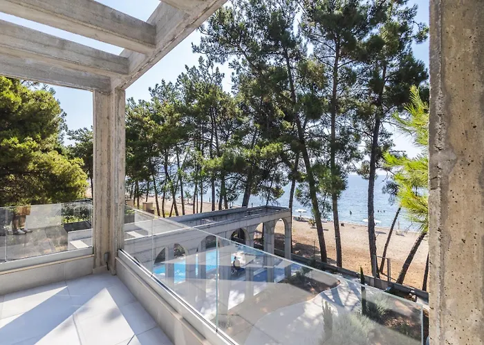 Pefka Luxury Homes * Kalyves Polygyrou